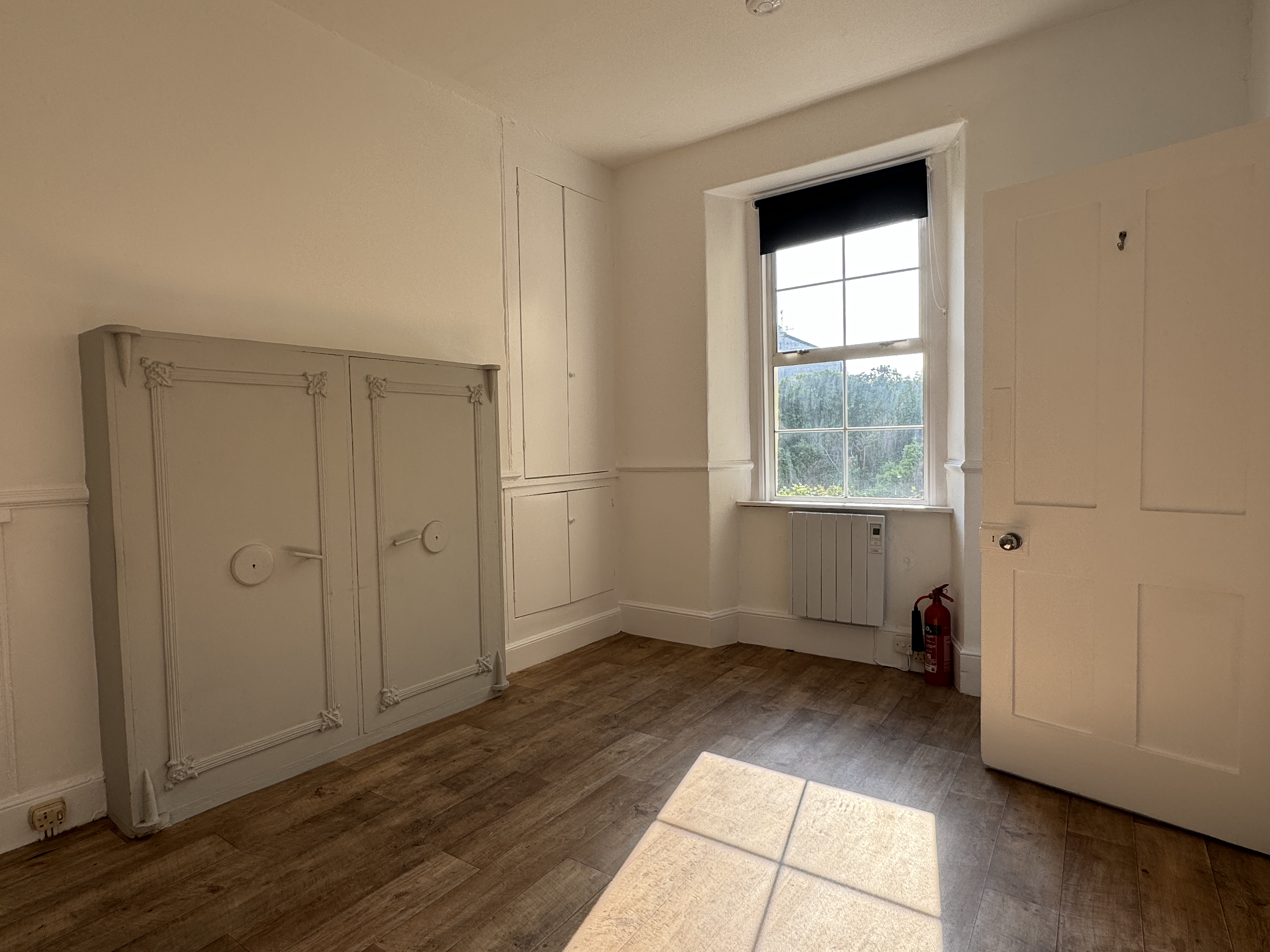 Office in Newton Abbot - photo 2